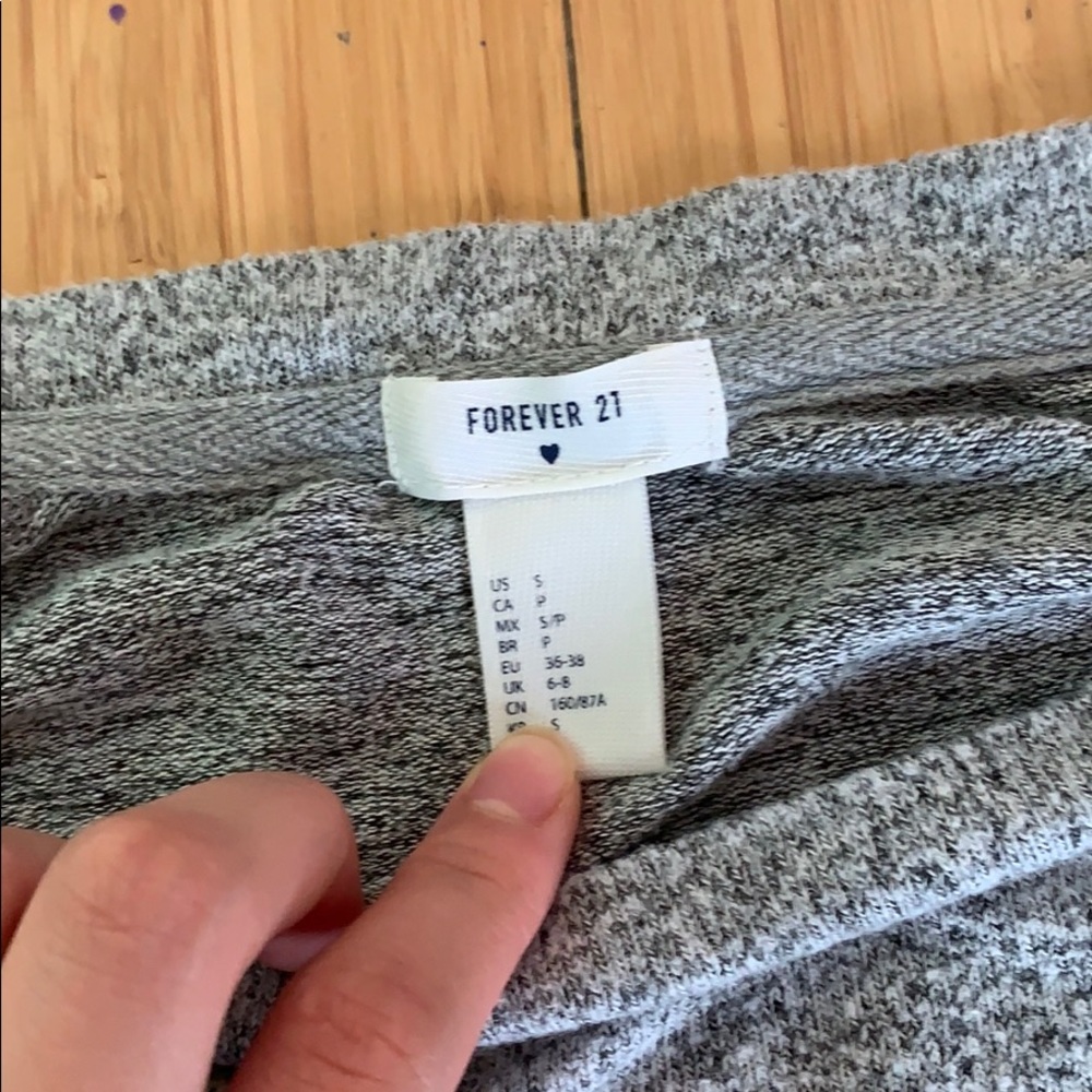 forever 21 basic shirt - Picture 2 of 2